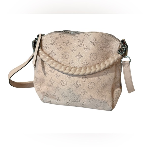 LOUIS VUITTON Babylone Mahina Calfskin Leather Shoulder Bag Pink - Picture 2 of 15